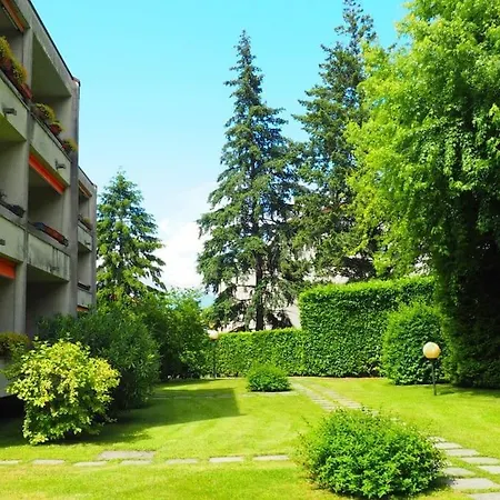 Apartman With Swimming Pool On The *